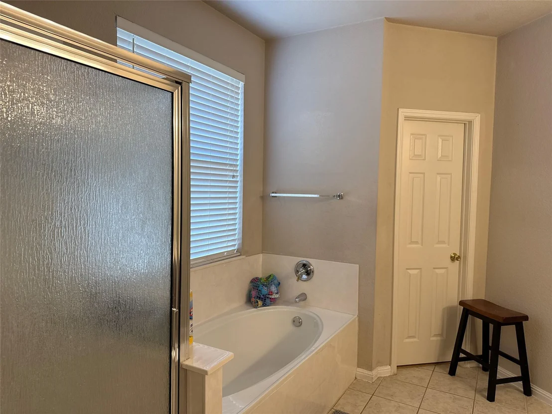 Photo of 1003 Ambrose DR