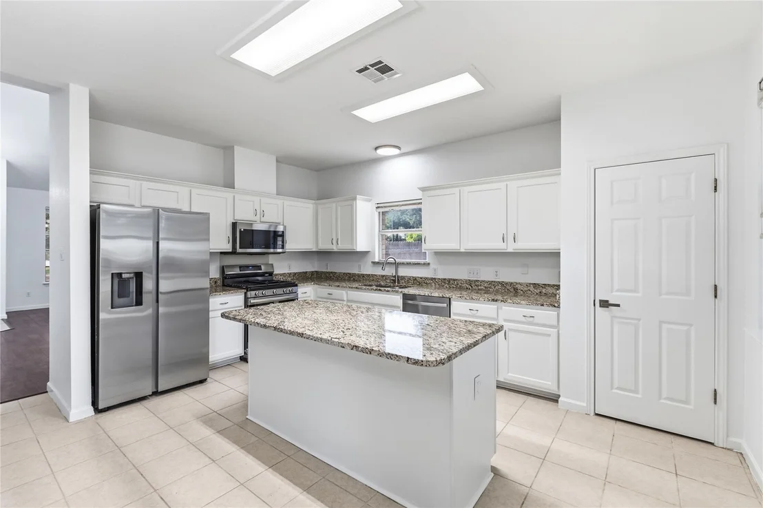Photo of 4228 Columbine DR