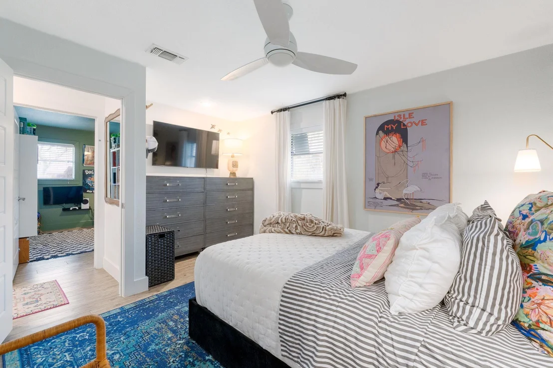 Photo of 531 Santa Clara RD