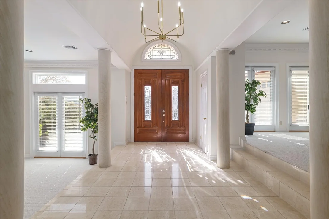 Photo of 5700 Greenledge CV