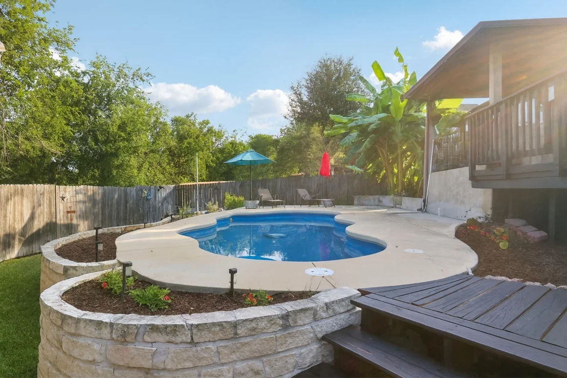Photo of 807 Plumbago DR