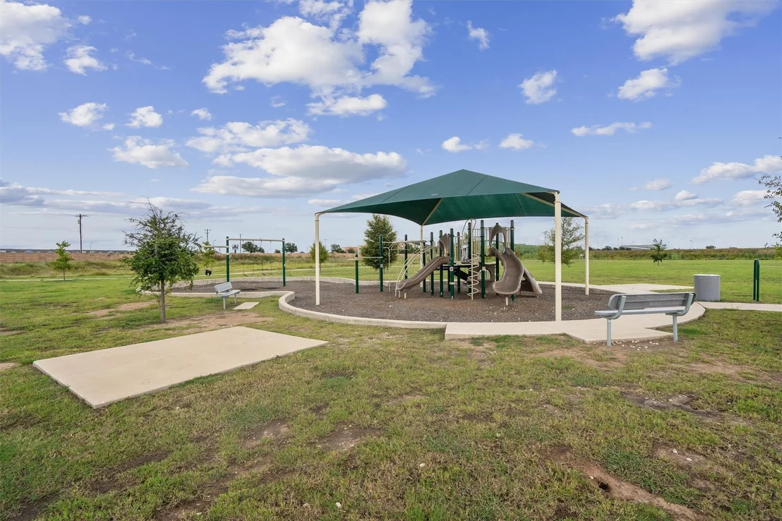 Photo of 138 Beth Ann LOOP