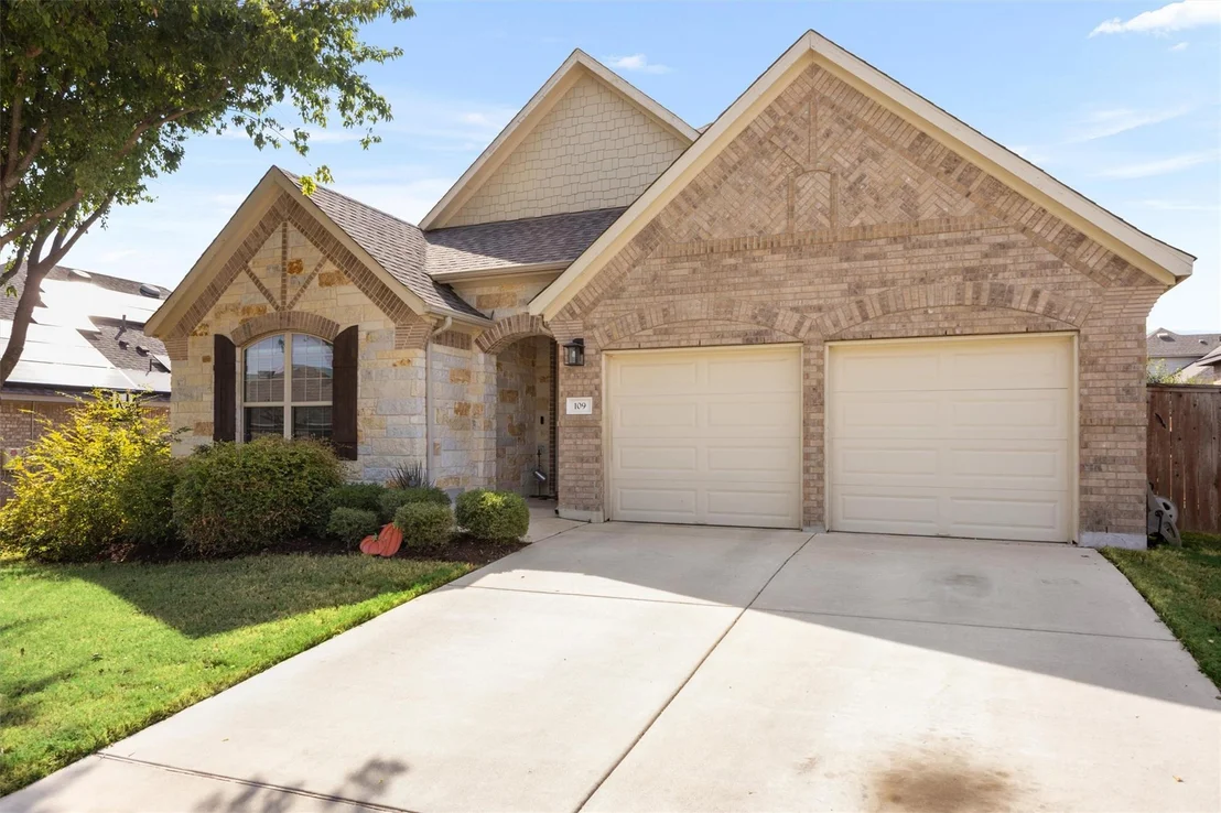 Photo of 109 Buffalo View LN
