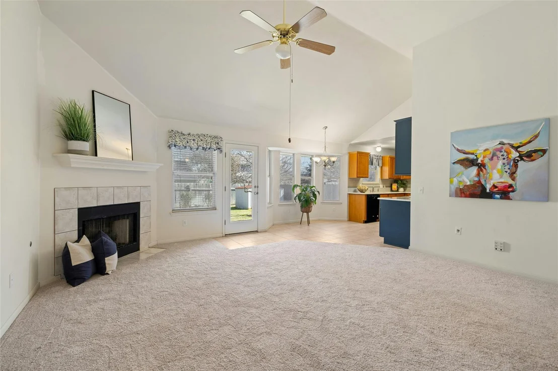 Photo of 512 Millcreek LN