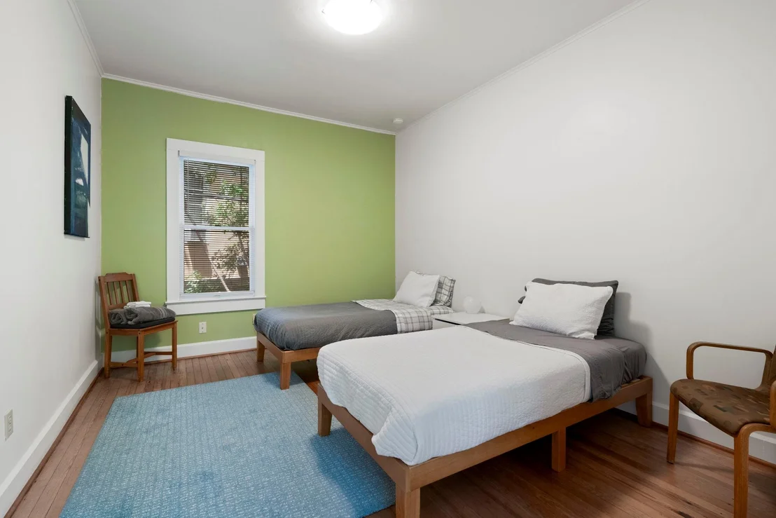 Photo of 3102 Hemphill PARK