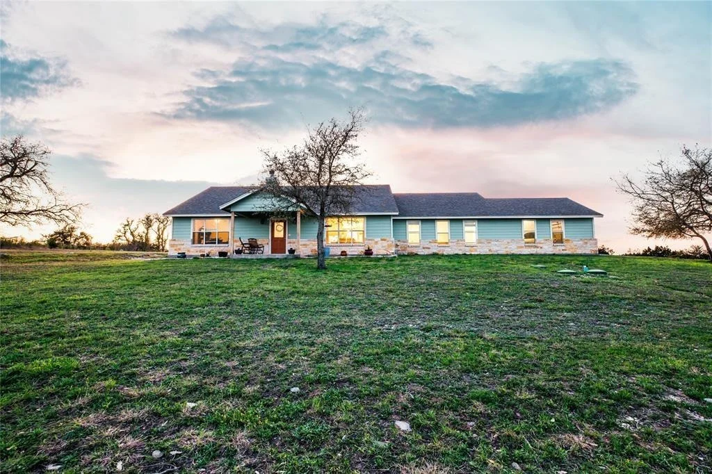 Photo of 220 Three Creeks DR