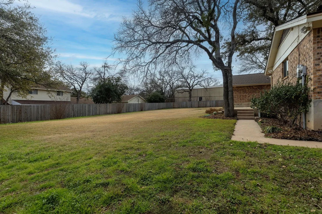 Photo of 3607 Curtis DR