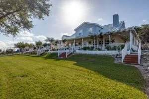 Photo of 403 Sinclair DR