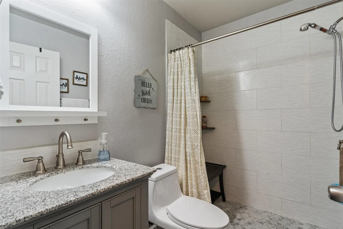 Photo of 4177 Mather