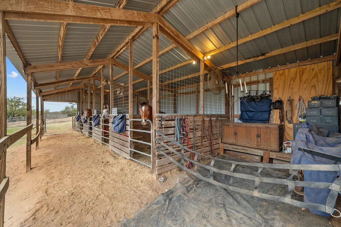 Photo of 401 Ranchview RD