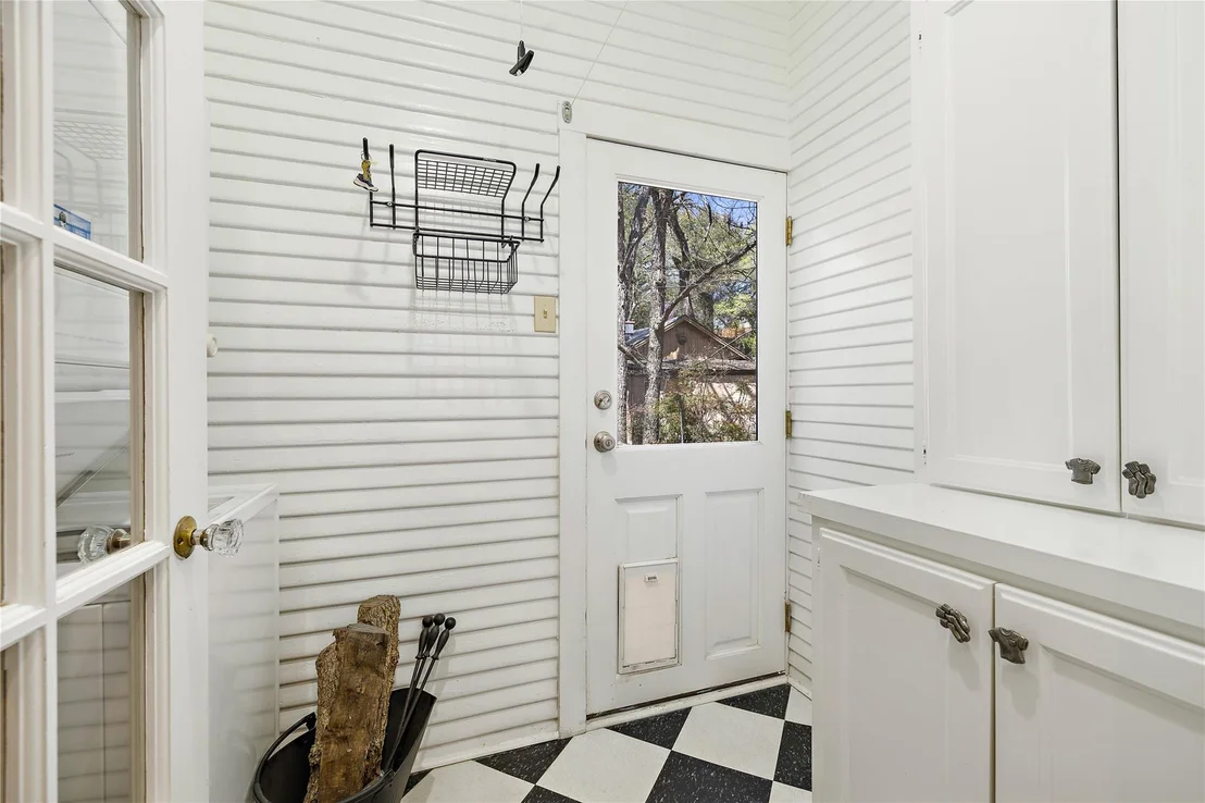 Photo of 1212 Bickler RD