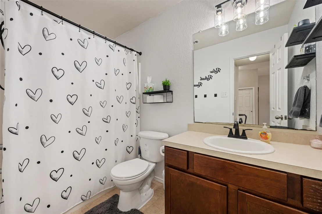 Photo of 144 Calcite LN