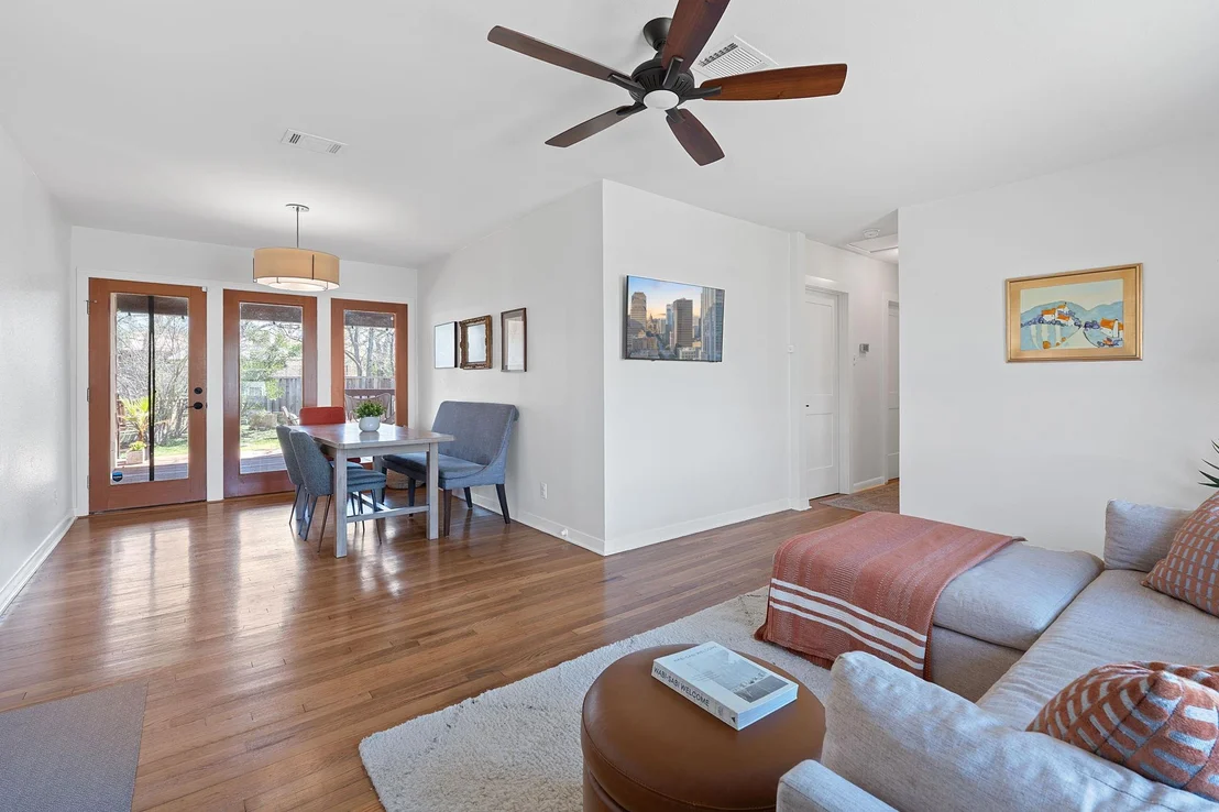 Photo of 5807 Link Ave