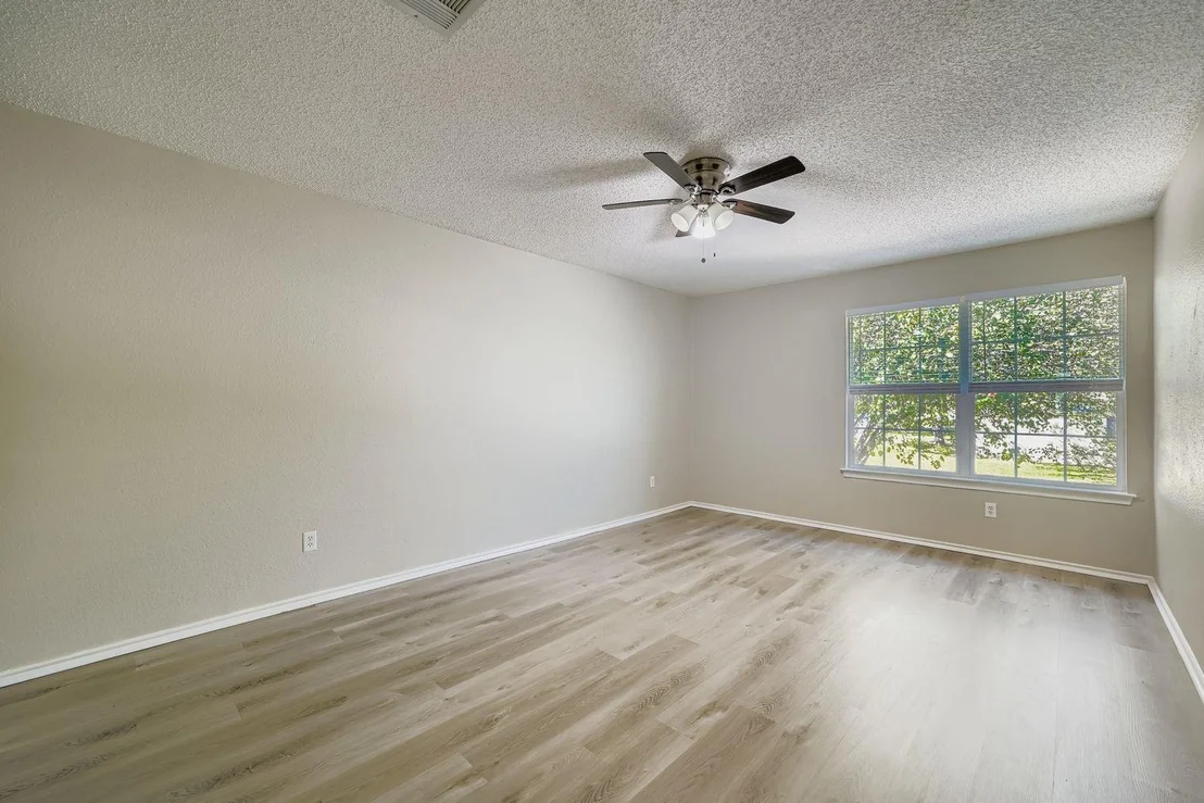 Photo of 2100 Coachlamp DR