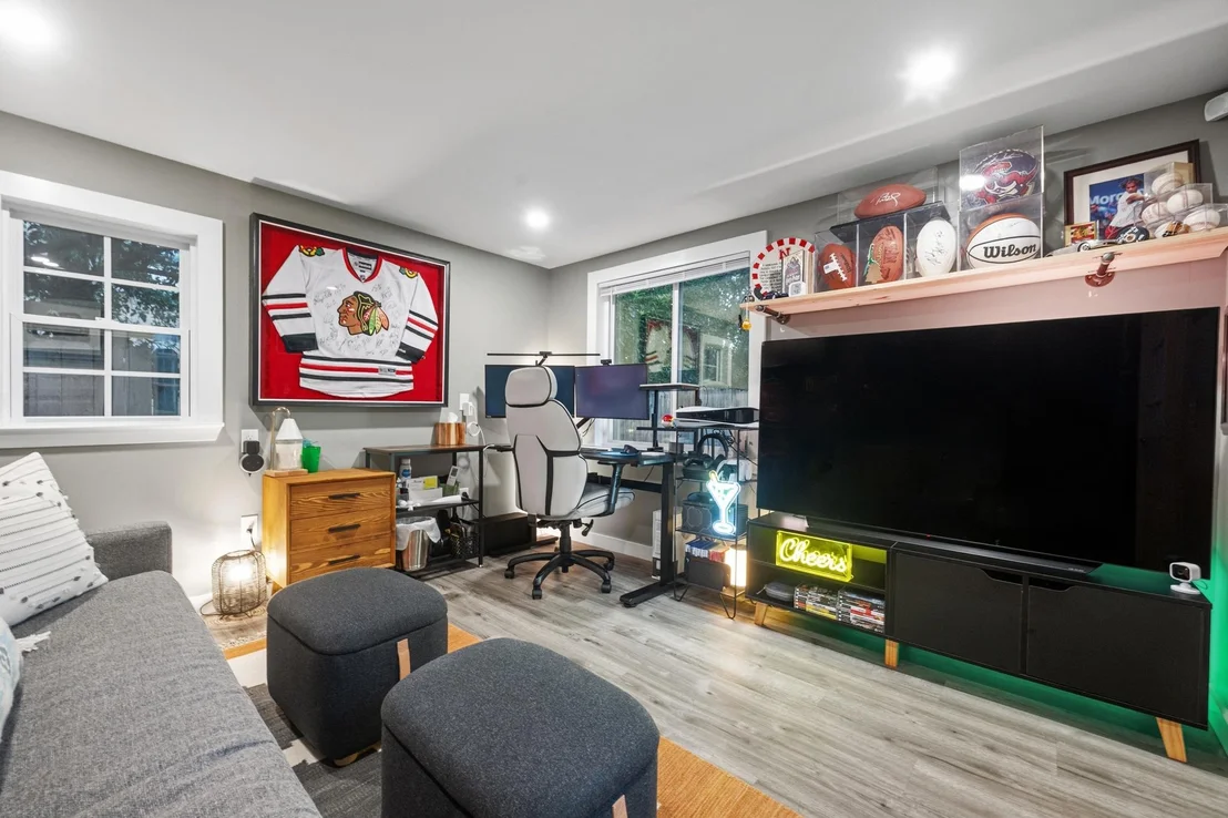Photo of 5935 Salcon Cliff DR