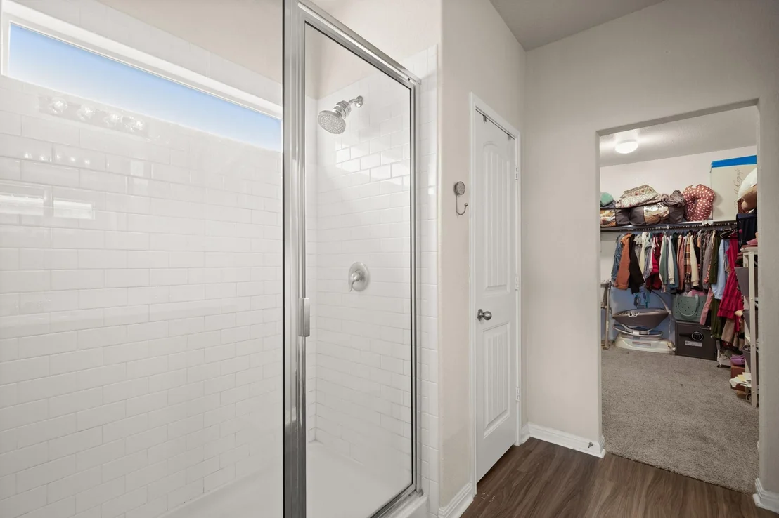 Photo of 605 Dubina Ave