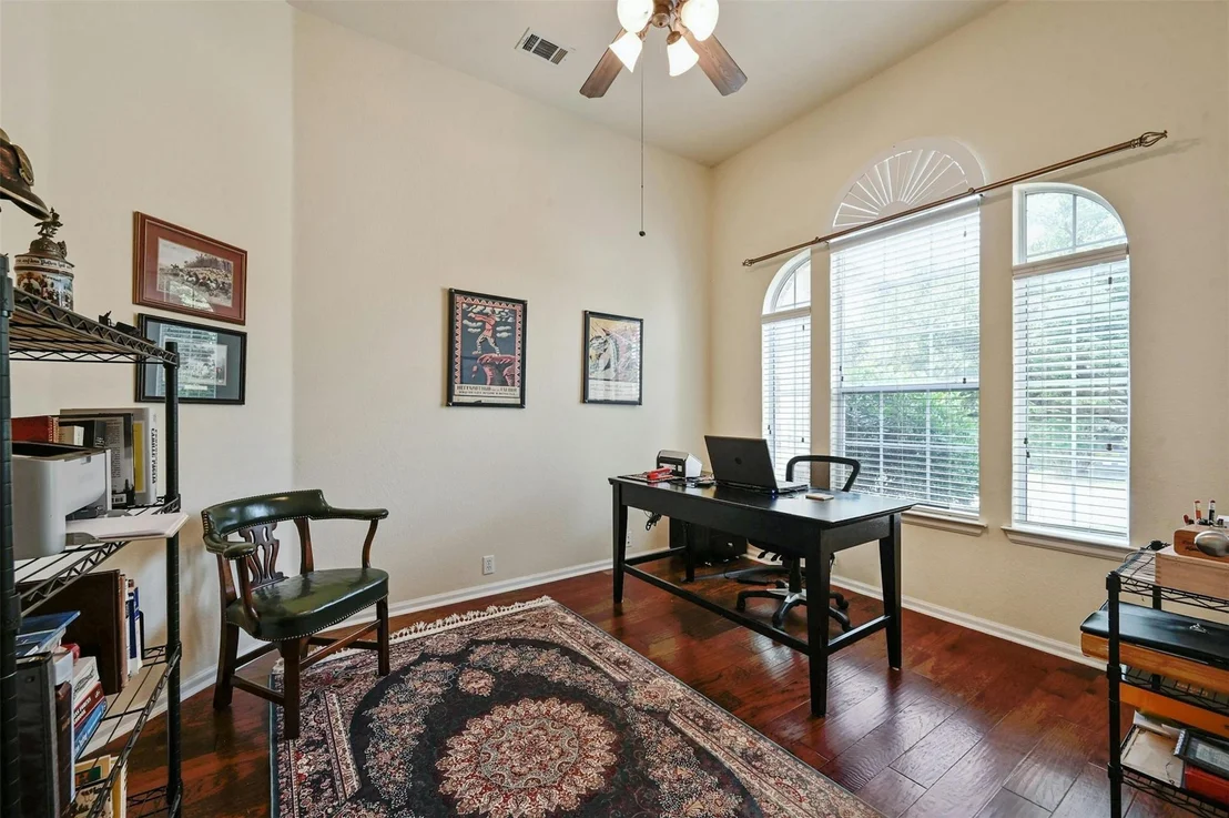 Photo of 204 Saddleback RD