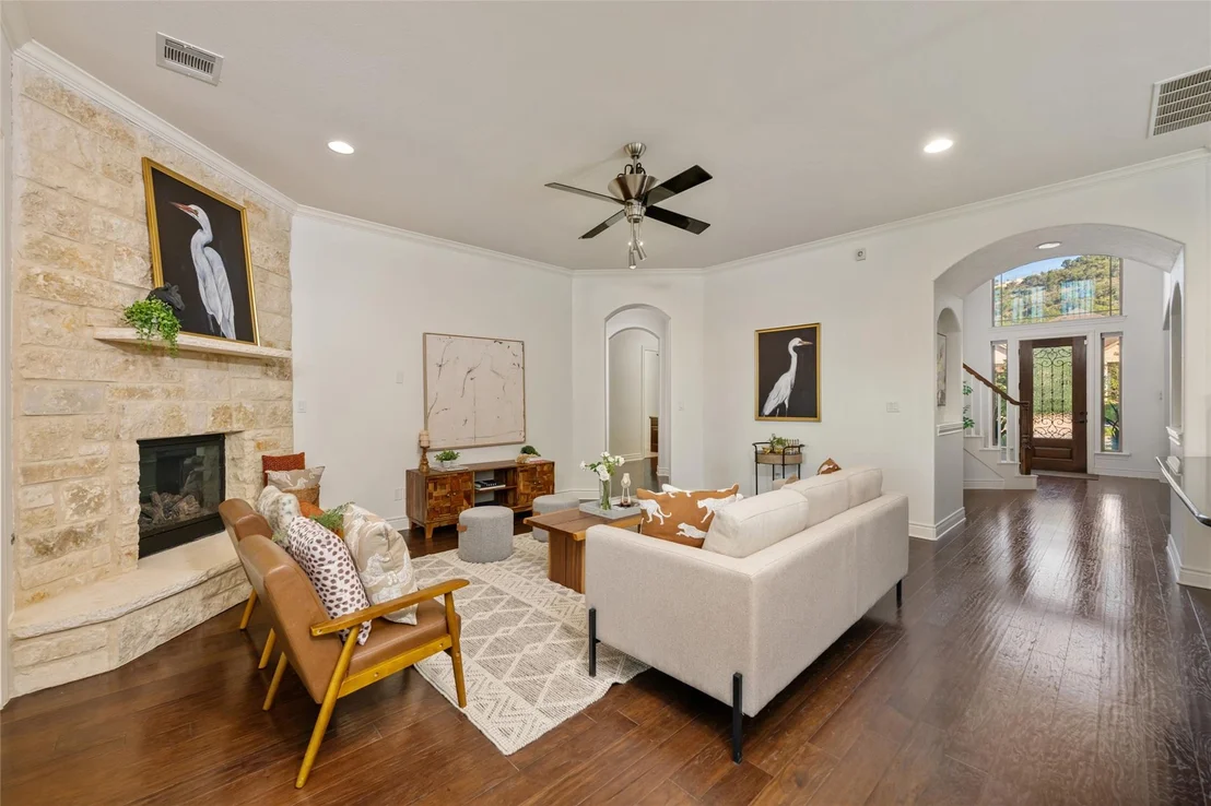 Photo of 606 Anfield CIR
