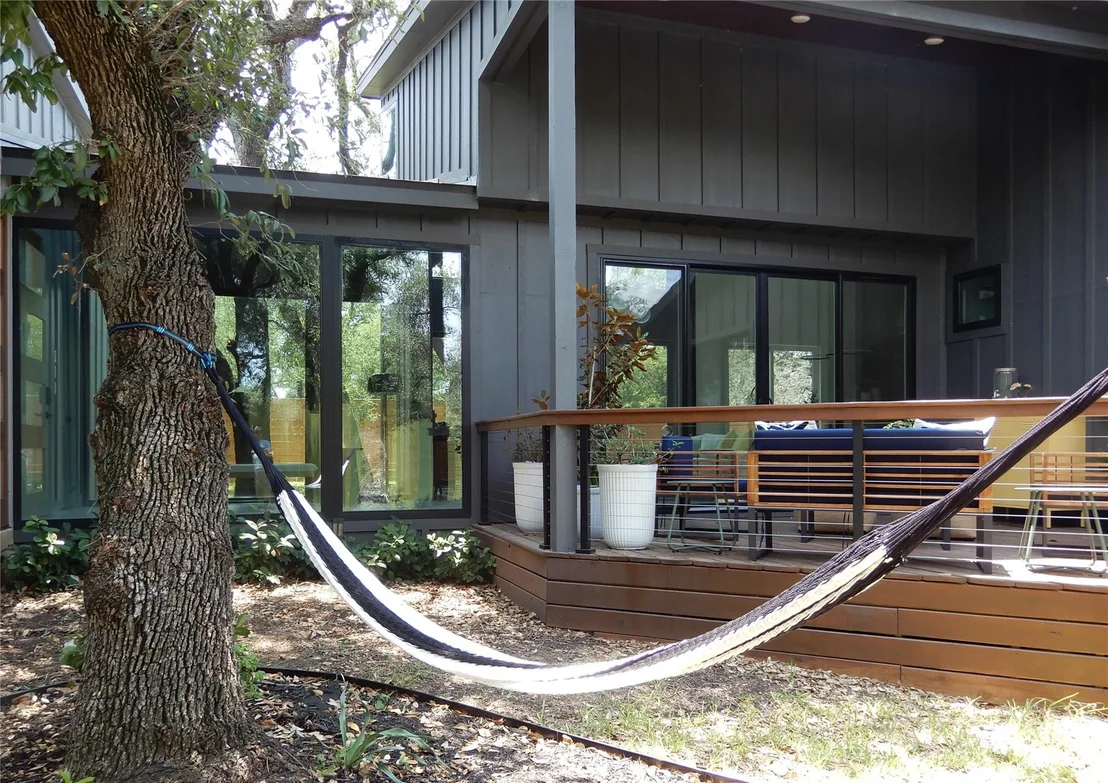 Photo of 5908 Lakeside TRL