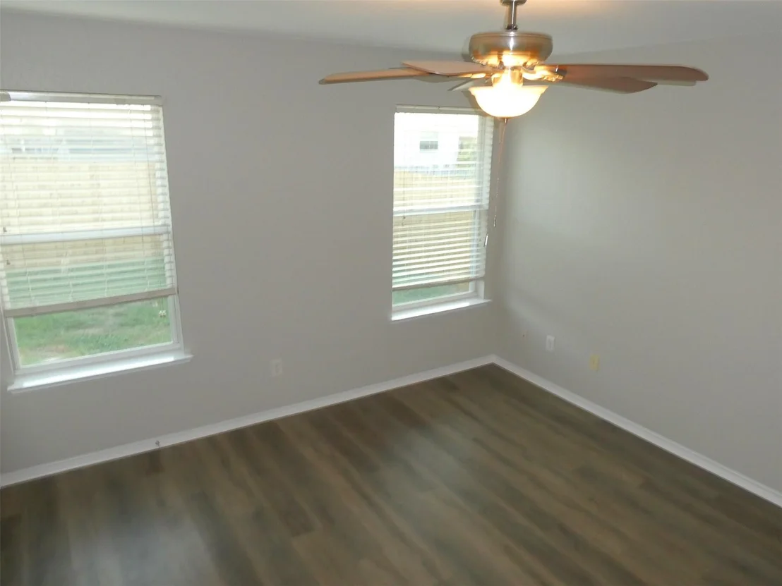 Photo of 113 SOAPSTONE DR
