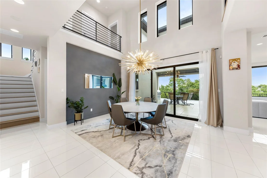 Photo of 2112 Sereno CV