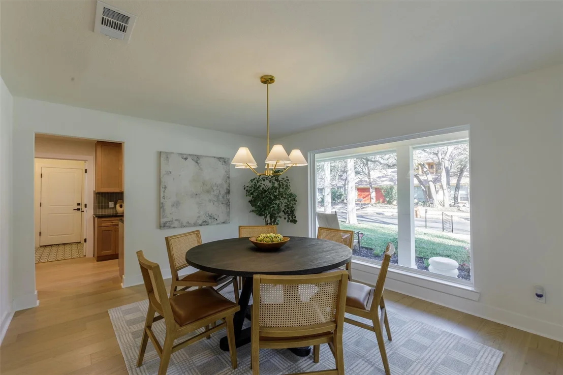 Photo of 4011 Austin Woods DR
