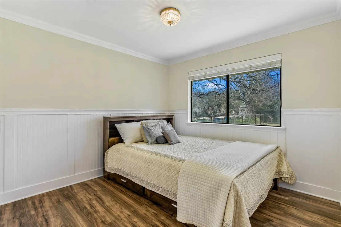Photo of 1003 Mockingbird DR