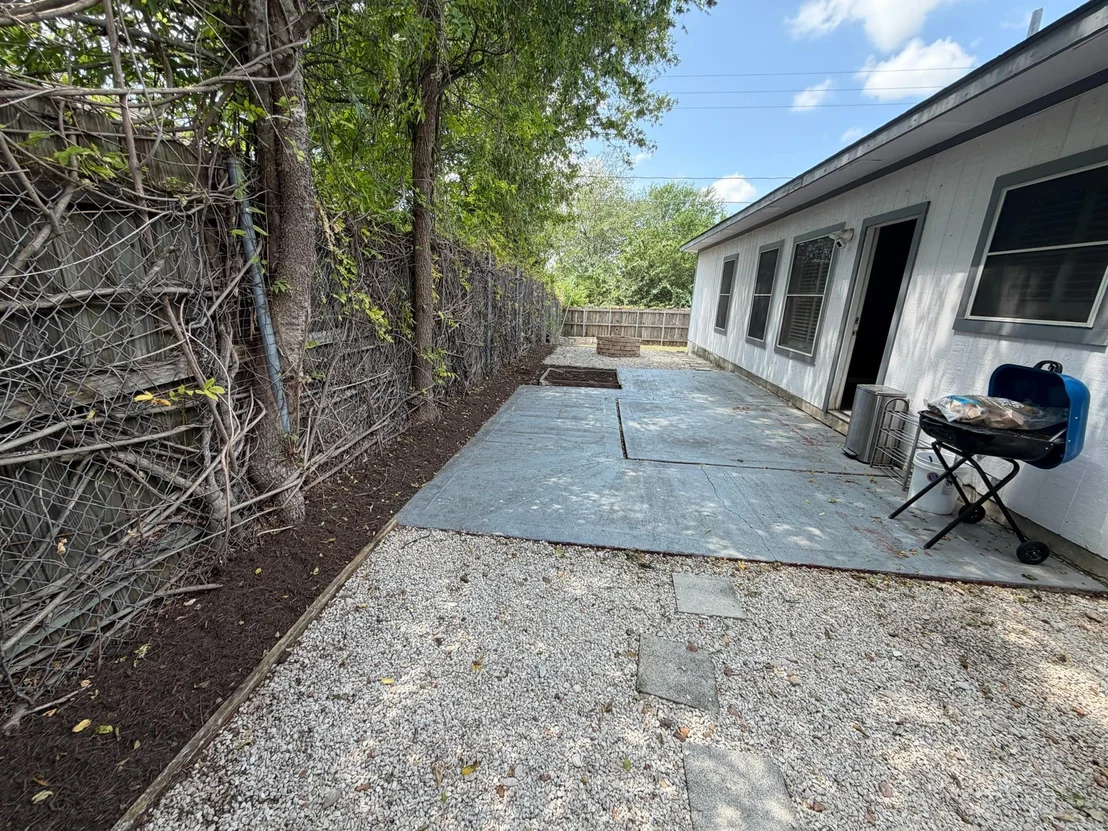 Photo of 4419 QUICKSILVER BLVD