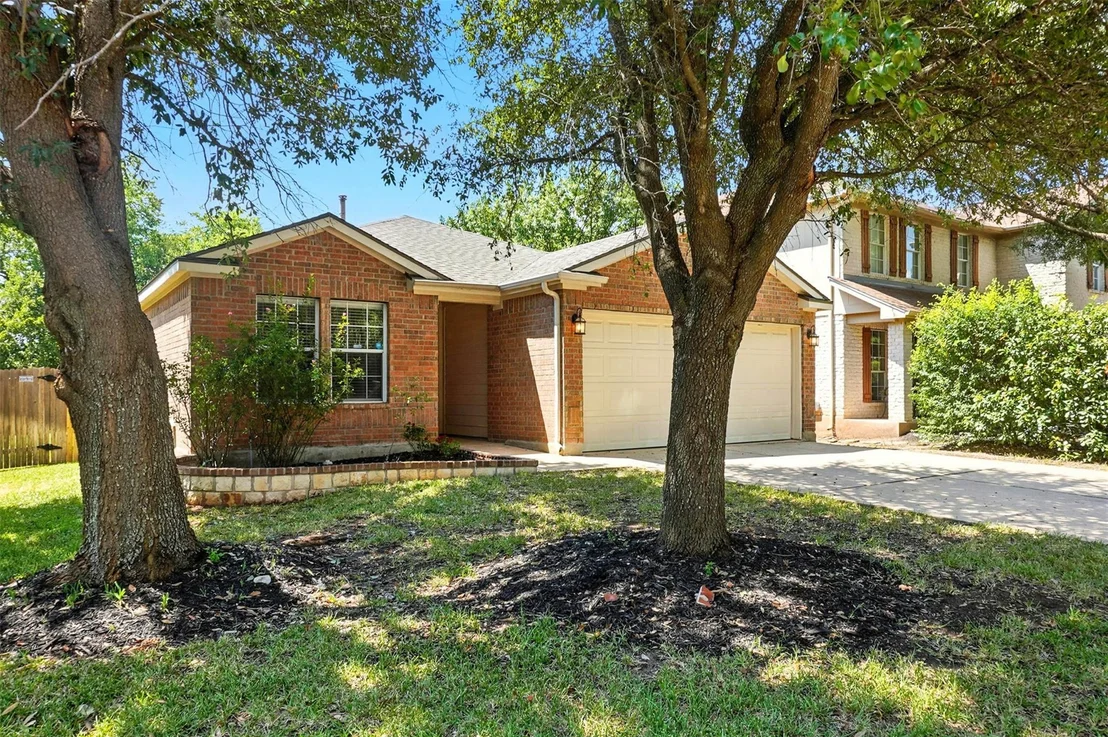Photo of 1218 Mathias ST