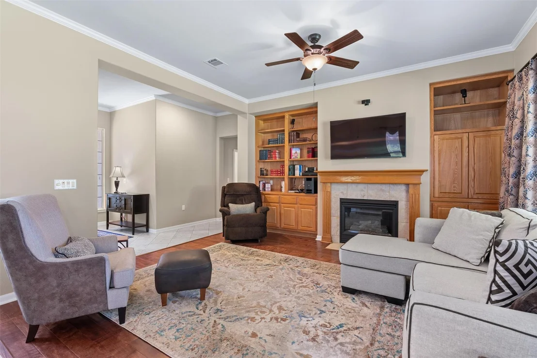 Photo of 110 Persimmon LN