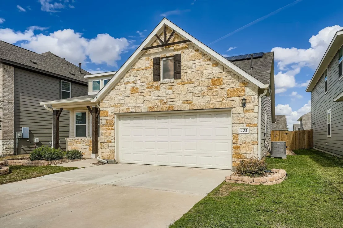 Photo of 303 Blackbear DR