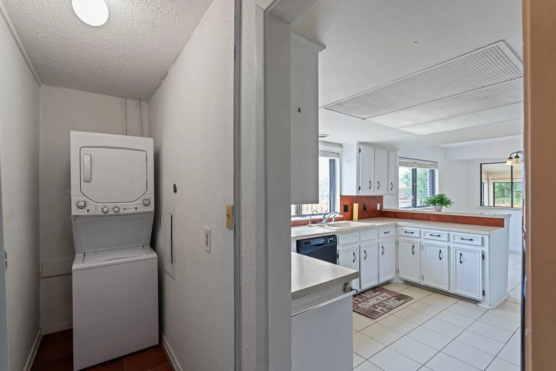 Photo of 1700 Walsh DR