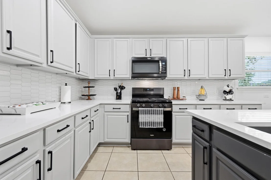 Photo of 1118 Giberson WAY