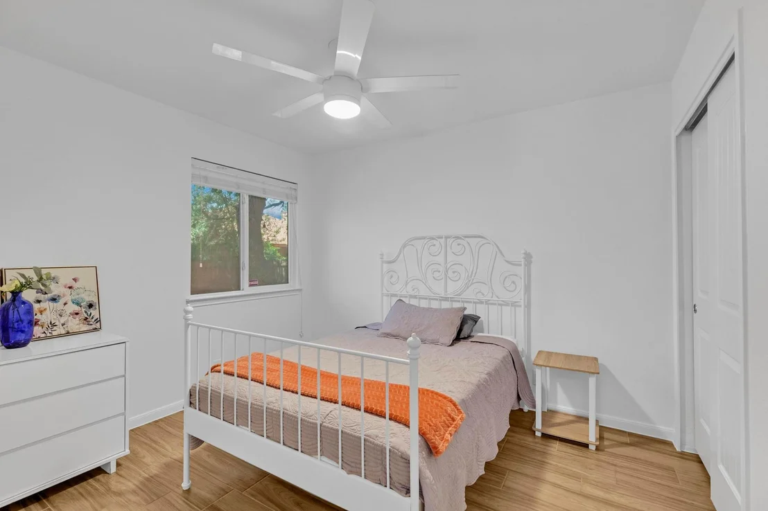 Photo of 2005 Ridge View DR