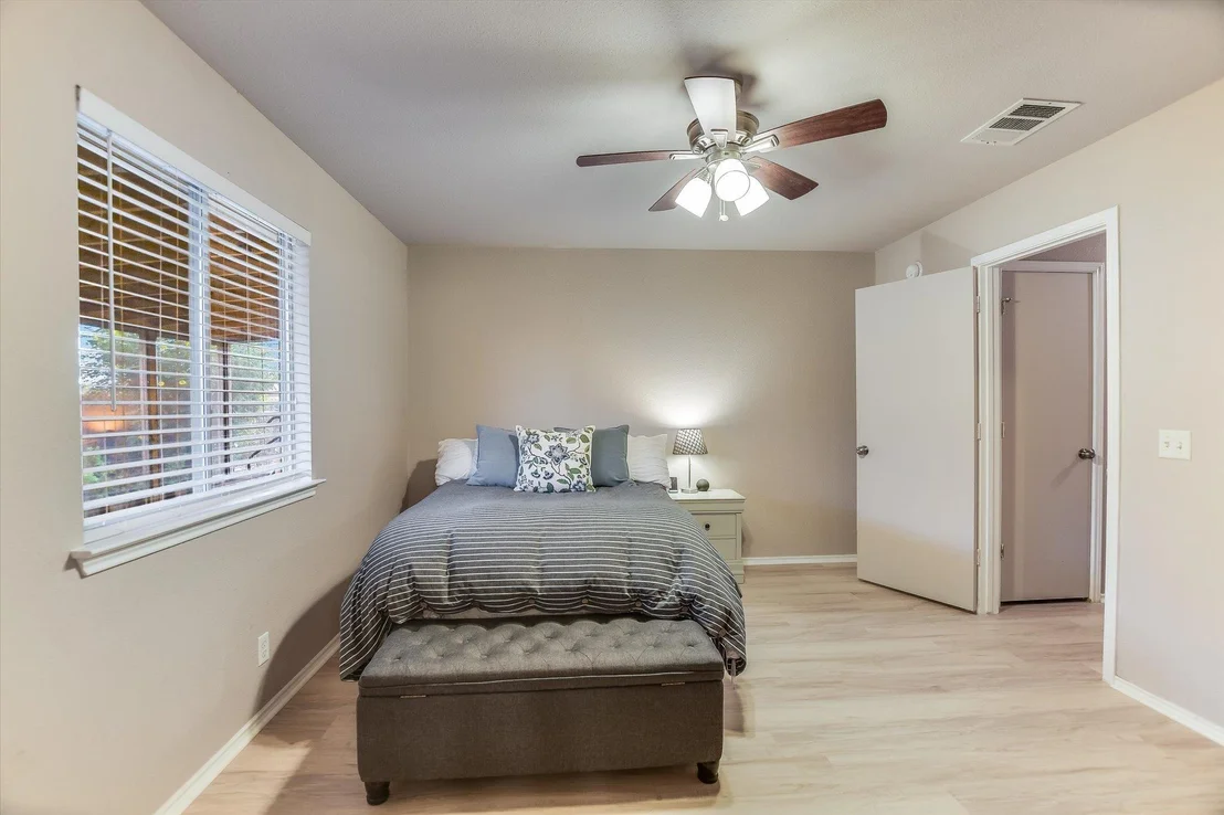 Photo of 2800 Tyler LN