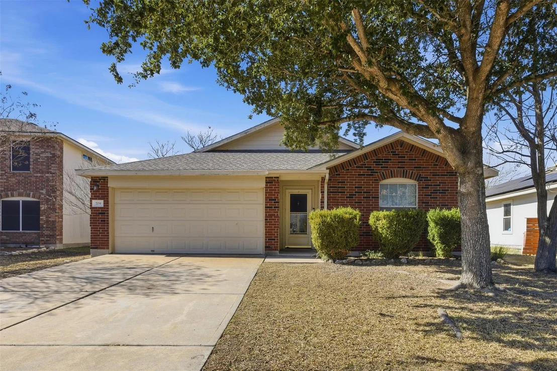 Photo of 709 Lavaca LOOP