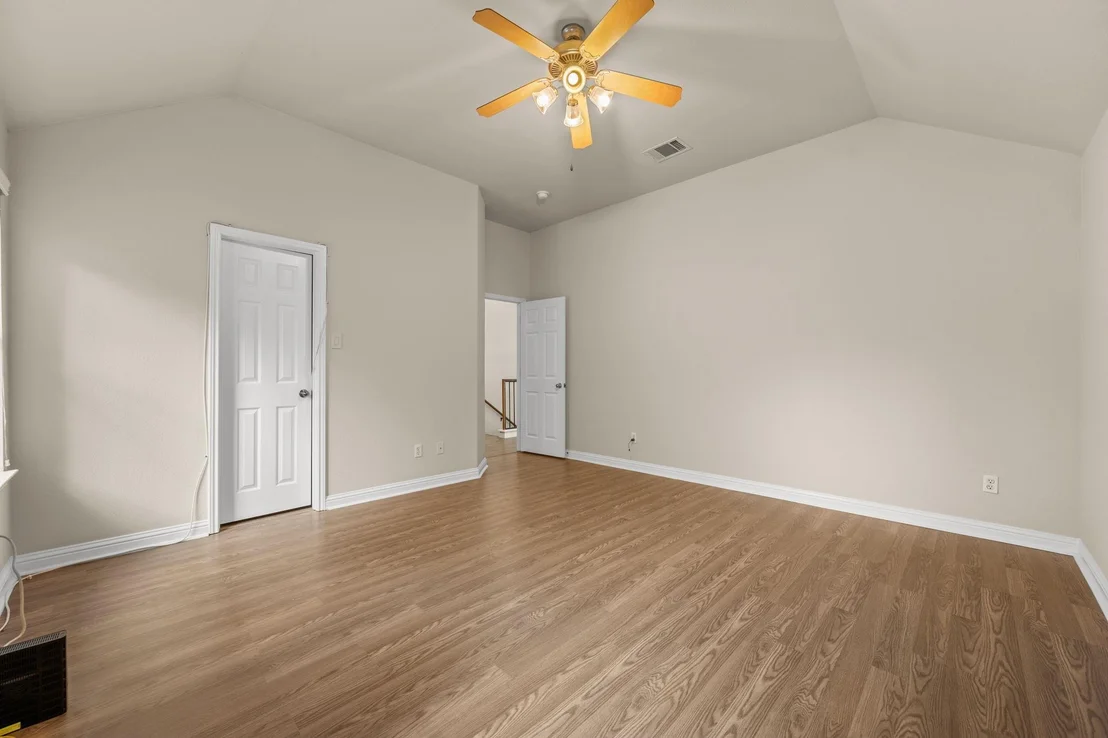 Photo of 1018 Canyon Maple RD