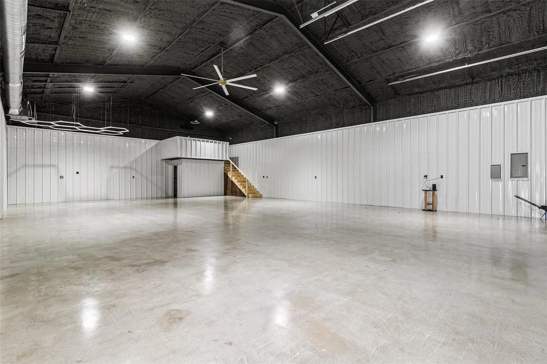 Photo of 720 Link DR
