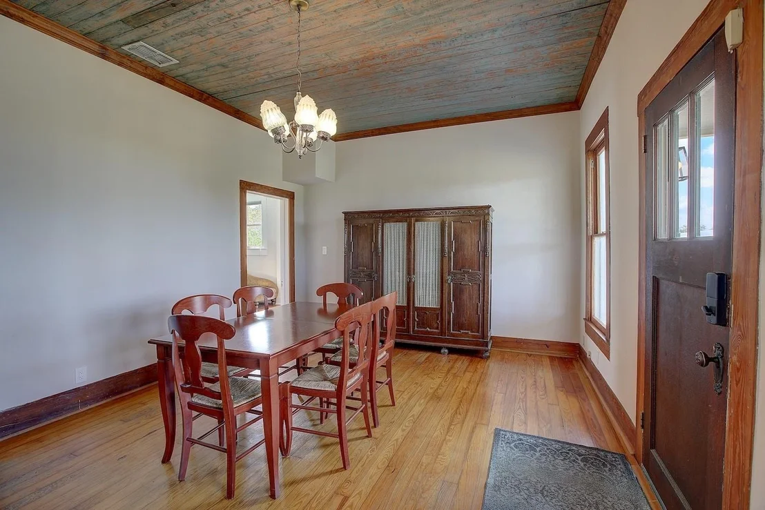 Photo of 11228 Parsons RD