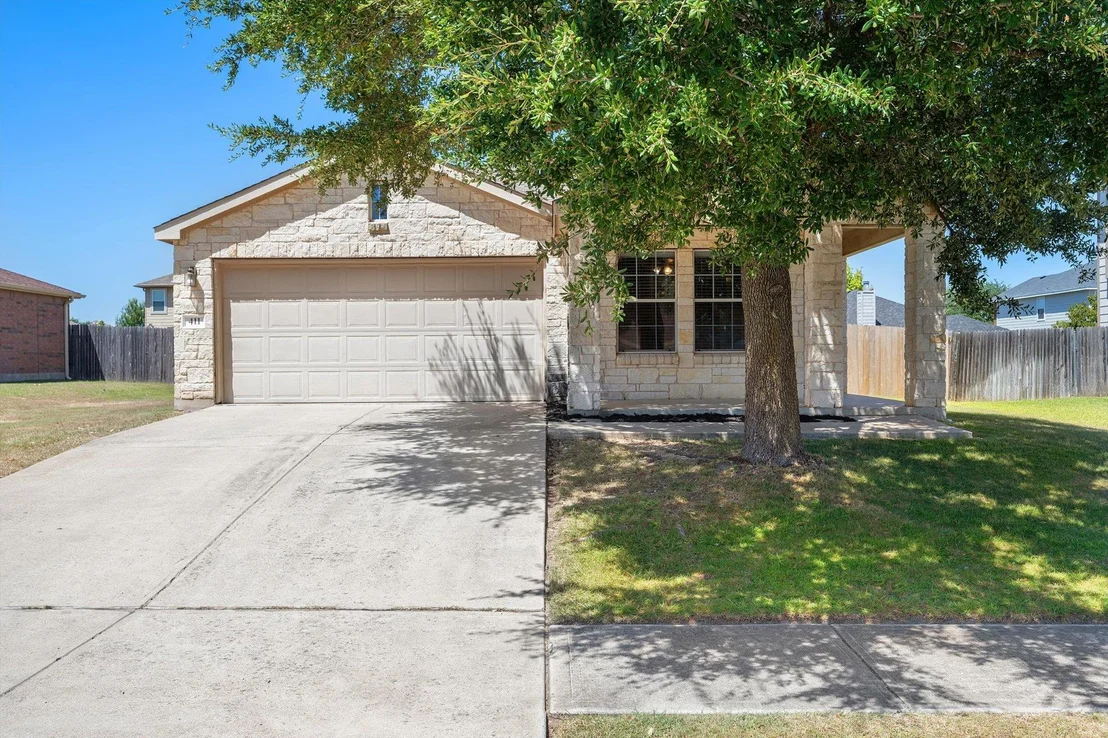 Photo of 411 Leo LN