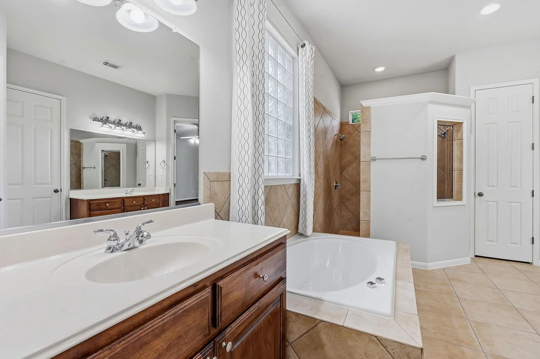 Photo of 171 Brighton Ln LN