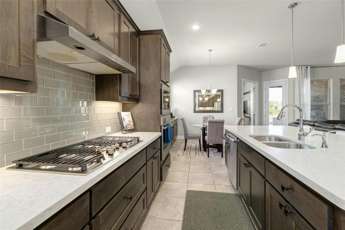 Photo of 401 Jacksdaw DR