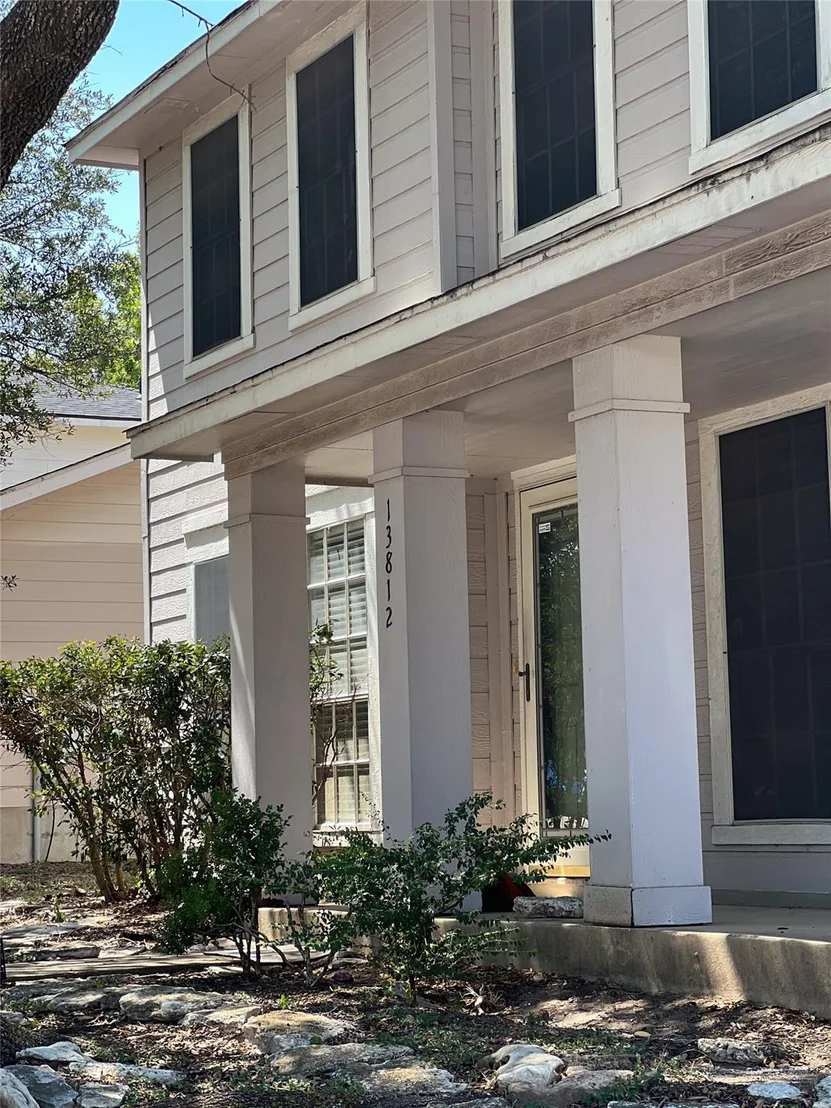 Photo of 13812 Spring Heath RD