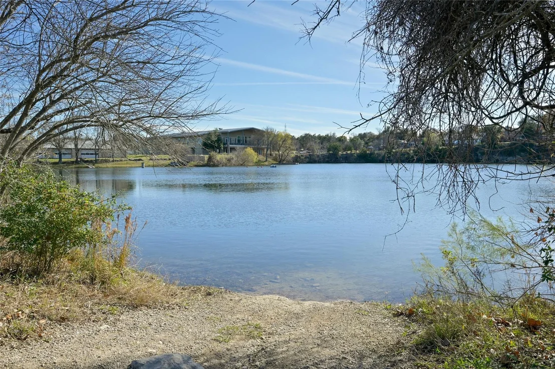 Photo of 4301 Red Cloud DR