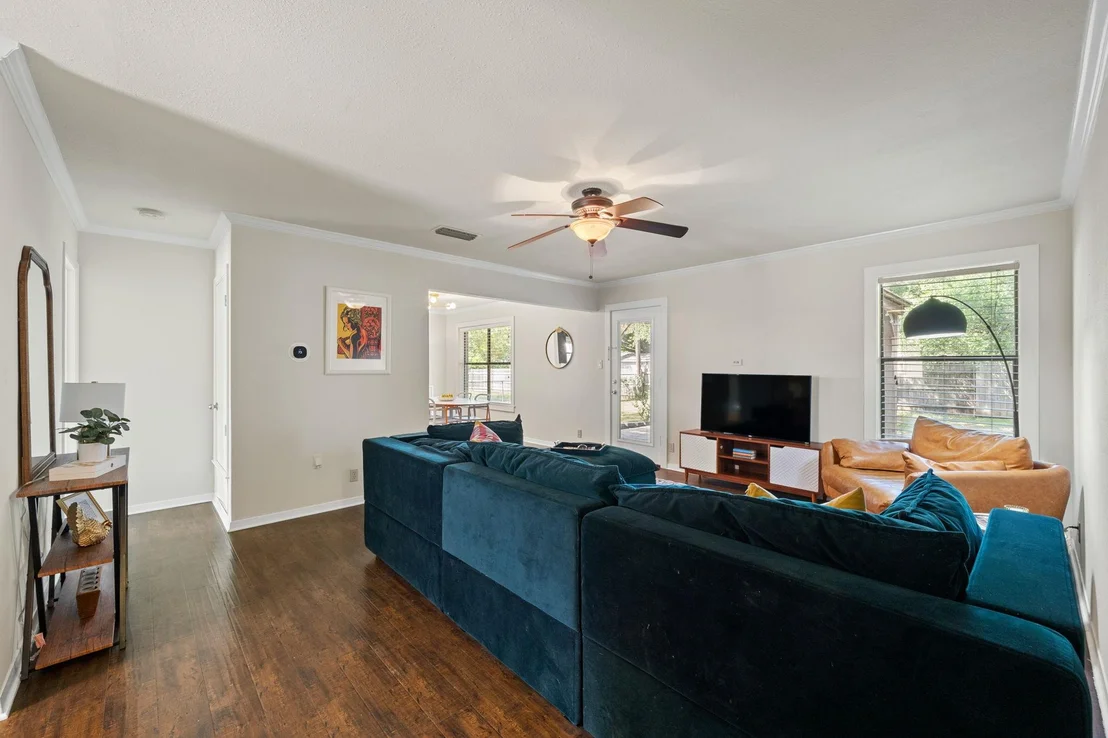 Photo of 2702 Parker DR