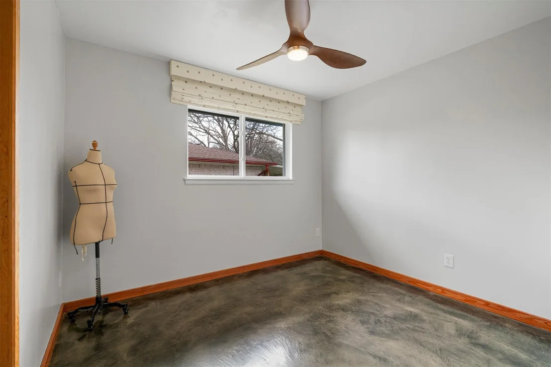 Photo of 1111 Radam CIR
