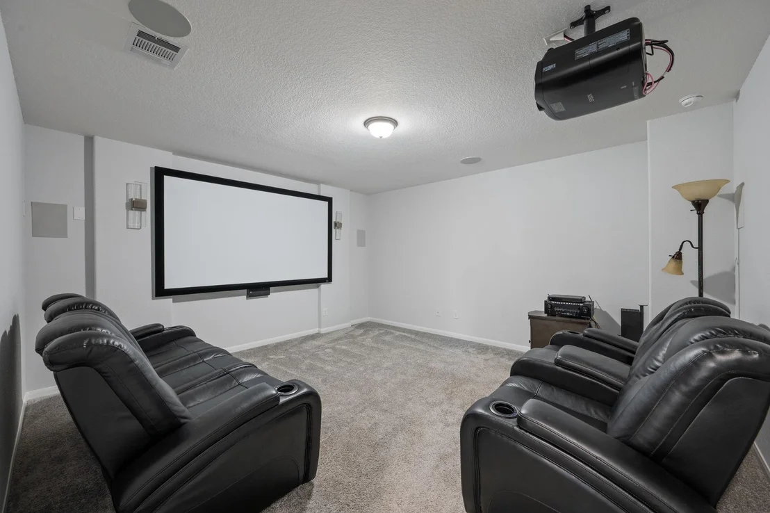 Photo of 6122 Genova PL