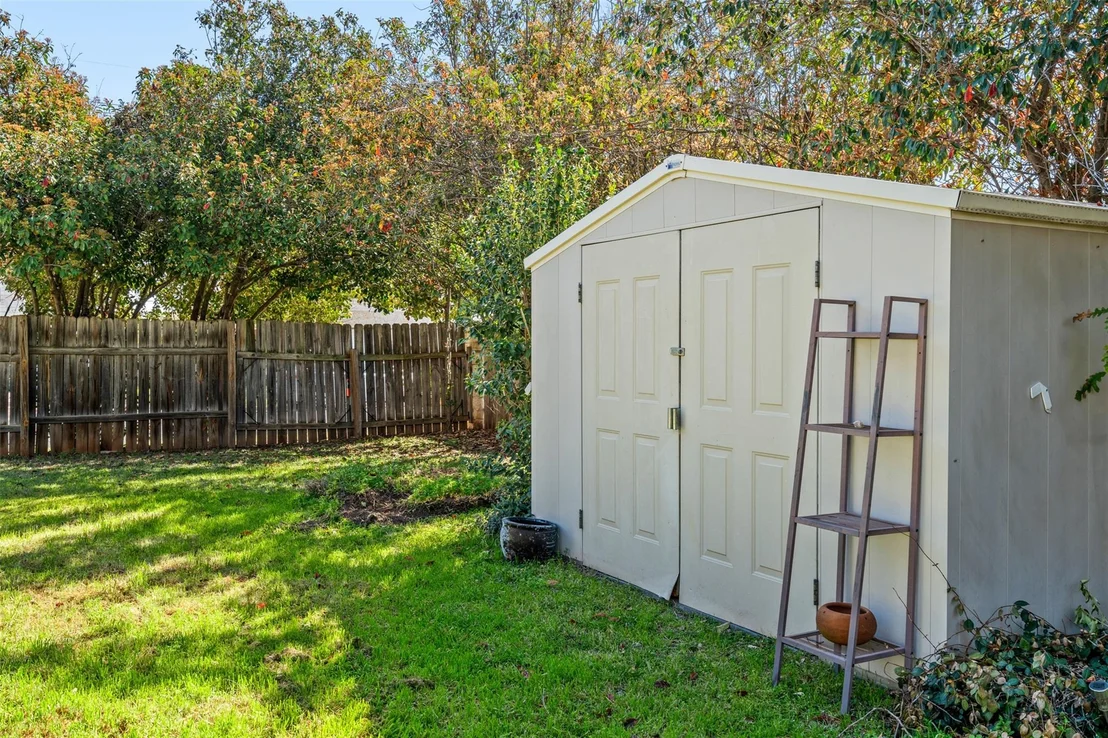 Photo of 13533 Albania WAY