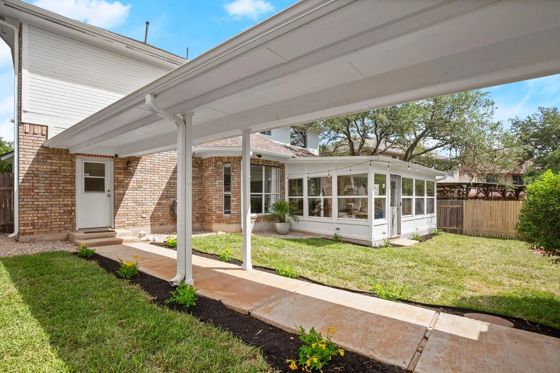 Photo of 6115 Rickerhill LN