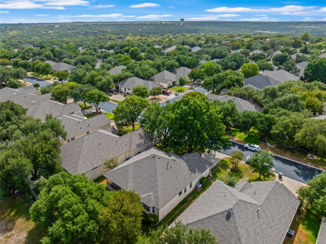 Photo of 302 Brazos DR